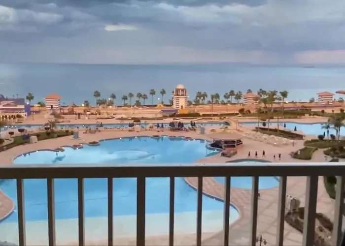 ساوث بيتش بورتو السخنه Apartment