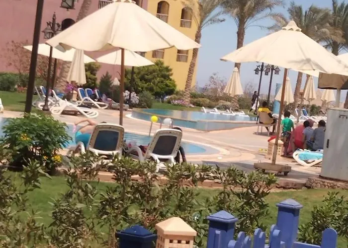 ساوث بيتش بورتو السخنه *